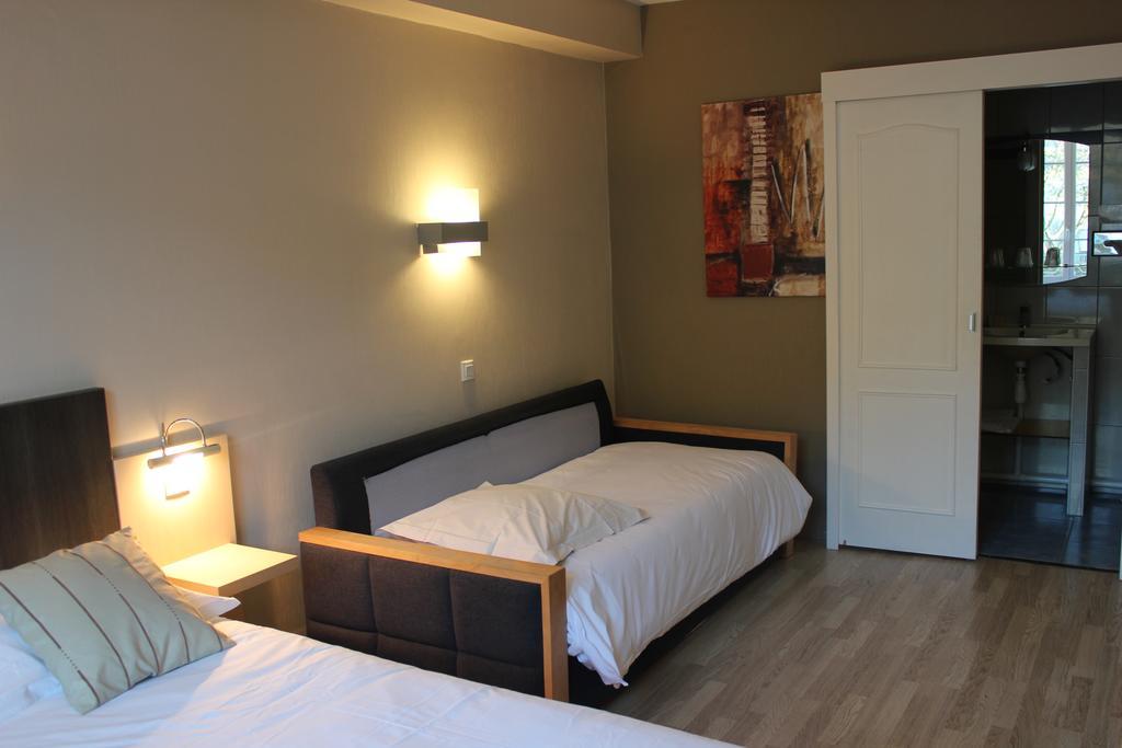 Logis Hotel Les Cimes Argelès-Gazost Zimmer foto